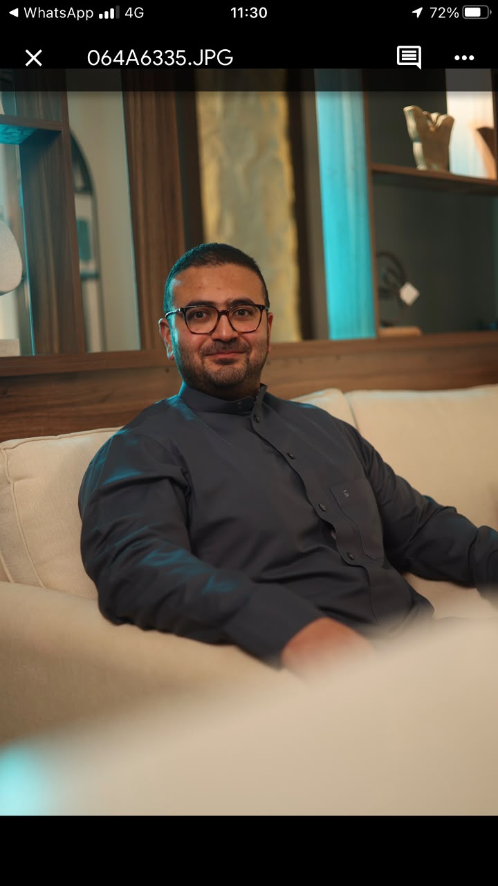 د. صهيب عبدالله فالح، جراح عام، في جدة