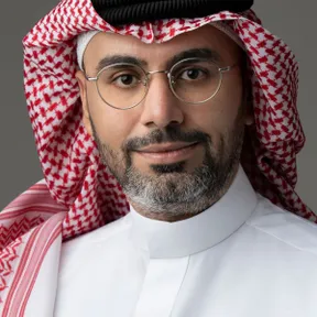 د. محمد عبدالرزاق الدحيلب، جراح عام، في الدمام