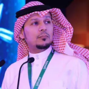 د. فواز بن حمدي الجهني، طبيب جلدية، في جدة، مكة المكرمة