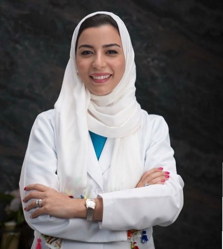 د. افنان انس نصار، طب الأسنان التعويضي و الآم الوجه والفكين، في جدة